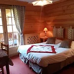Hotell Les Sapins 3*