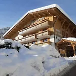 Les Sapins 3* La Clusaz