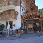 Hotell Les Sapins La Clusaz