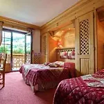 Hotell Les Sapins 3*