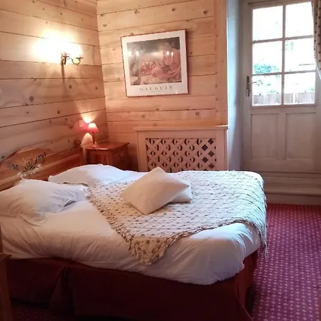 Les Sapins 3* Ла-Клюсаз