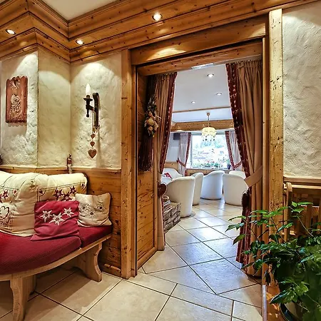 Les Sapins Hotel 3*
