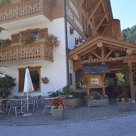 Hotell Les Sapins La Clusaz