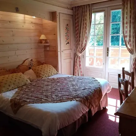 Hotel Les Sapins 3*